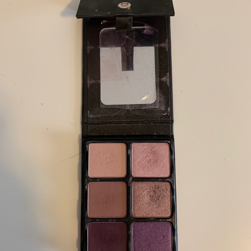 Viseart Theory 04 Amethyst Palette
